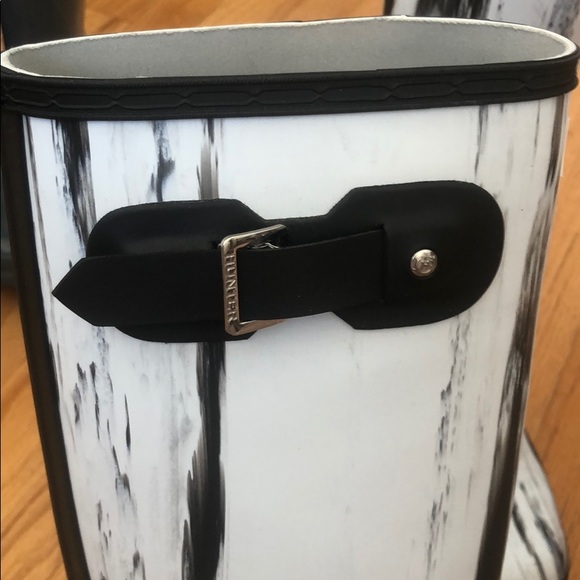 HUNTER BOOTS UNISEX MARBLE 7 MALE 8 FEMALE - Picture 3 of 13